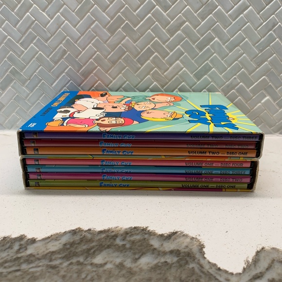 Family Guy DVD LOT Volume 1 Seasons 1 & 2 , Volume 2 Season 3 - 7 DISCS Total - Picture 4 of 4